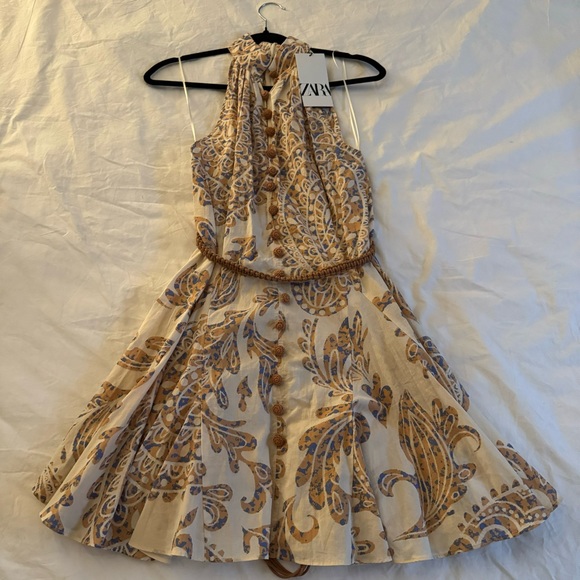 NWT Zara print dress with belt - Picture 3 of 4